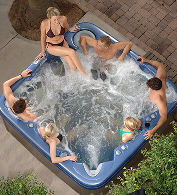 Entertaining Family & Friends